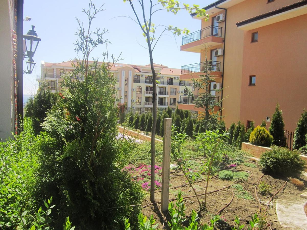 Aparthotel Artur Sveti Vlas Exterior photo